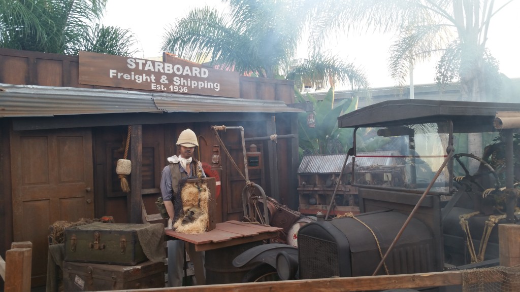 Complete Guide: Queen Mary Dark Harbor 2015 | It's a Lovely Life!